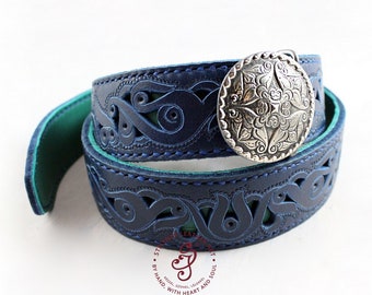 Hand carved Leather Belt with round belt buckle, Engraved Leather Belt, Hand Stitched Leather Belt with Silvered Belt Buckle