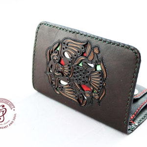 Cartera de cuero con herramientas personalizadas, cartera de cuero con forma de pájaro Turul, cartera de cuero tallada a mano, cartera con tarjetero marrón para hombre, regalo para hombre