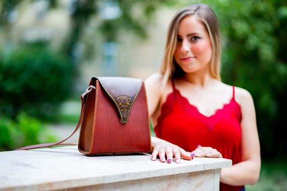Custom Leather Backpack, Convertible Leather Backpack Women  display picture 3