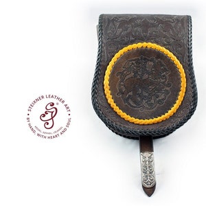 Leather Sporran Scottish Belt Bag With Lion, Festival Medieval Viking Belt Hip Bag Ethnic Pouch LARP Bag Nordic Celtic Coin pouch image 1