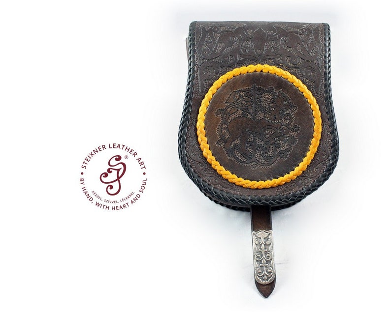 Leather Sporran Scottish Belt Bag With Lion, Festival Medieval Viking Belt Hip Bag Ethnic Pouch LARP Bag Nordic Celtic Coin pouch image 1