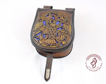 Early Medieval Leather BELT POUCH Bag, Historically Inspired Carving "Mammen Eagle", Reenactment, Viking, LARP, Hip Waist Bag