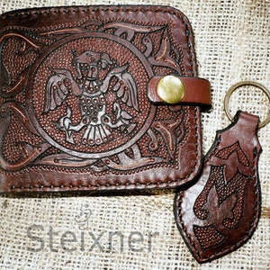 Cartera de cuero FREEDOM tallada a mano con patrón húngaro, cartera tallada, cartera totalmente tallada a mano, cartera tallada para hombre con llavero