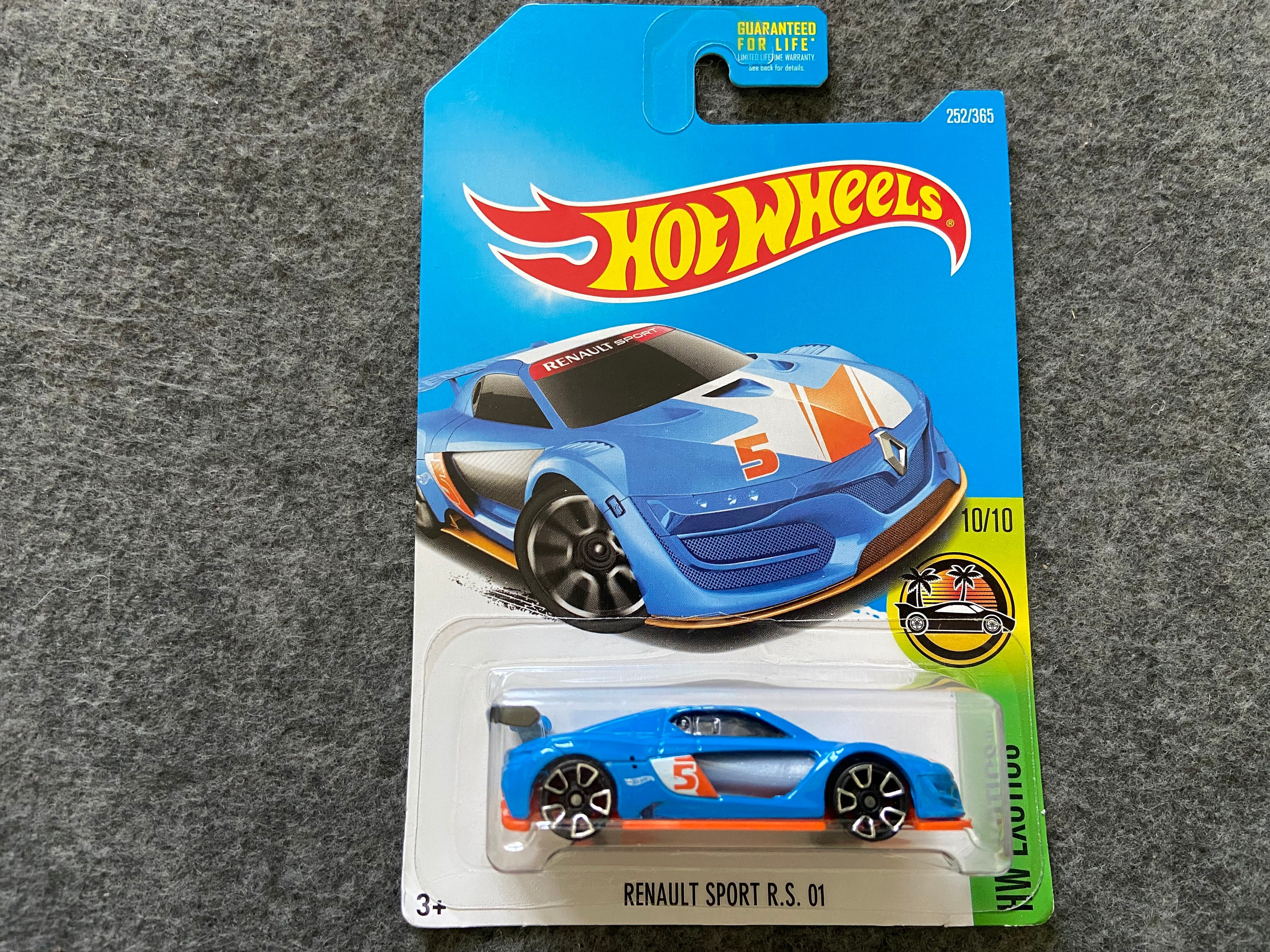 Renault Sport 01 HW Exotics Hot Wheels *combined Shipping