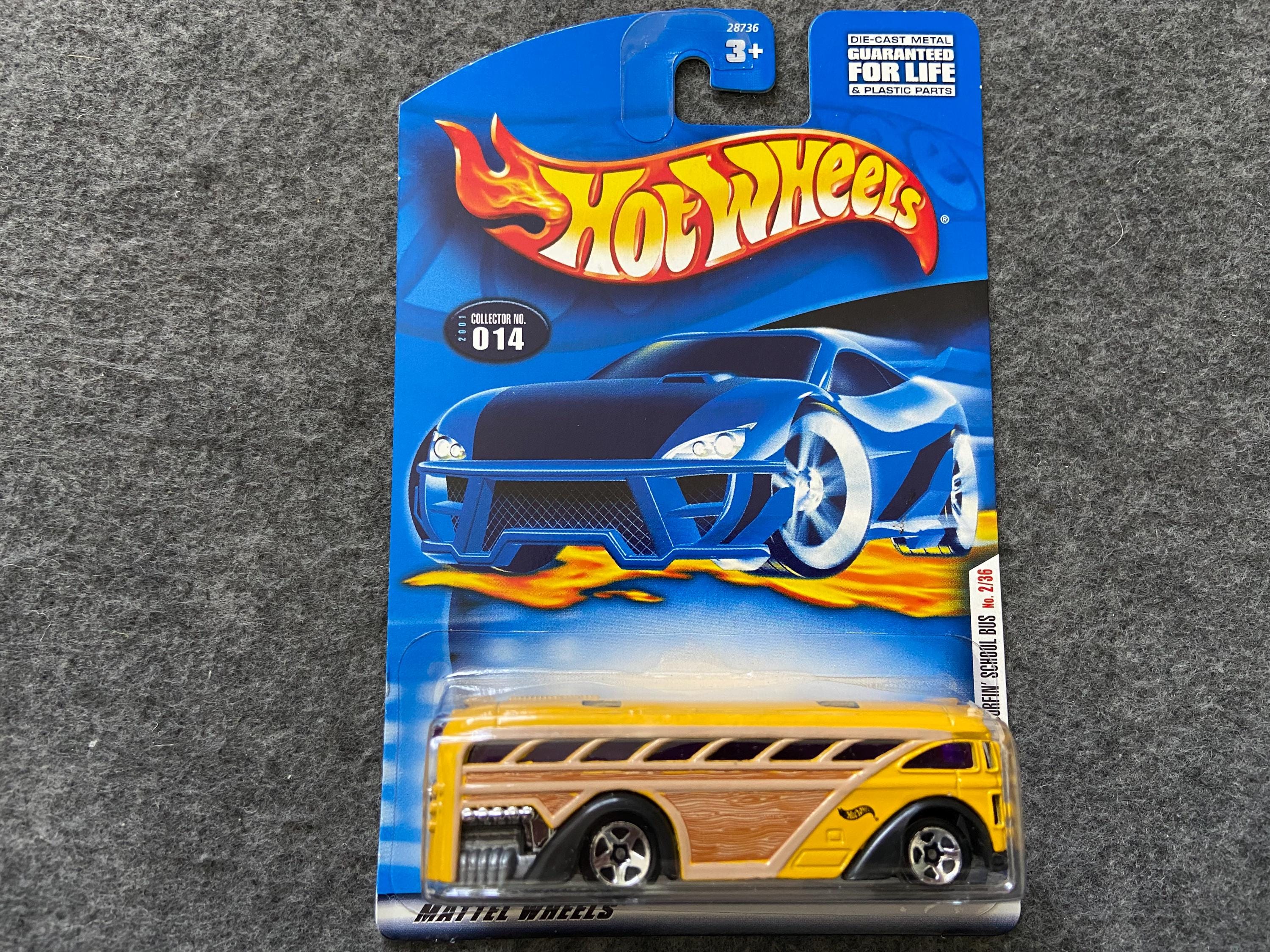 Promo Hot Wheels Surfin' School Bus The Jetsons Diskon 26% di Seller