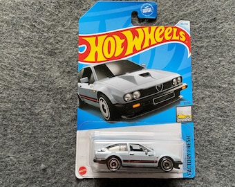 Alfa Romeo GTV6 2.0 Factory Fresh Hot Wheels *Buy 4, get 50% off*