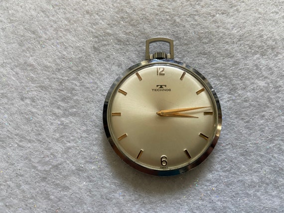 technos pocket watch