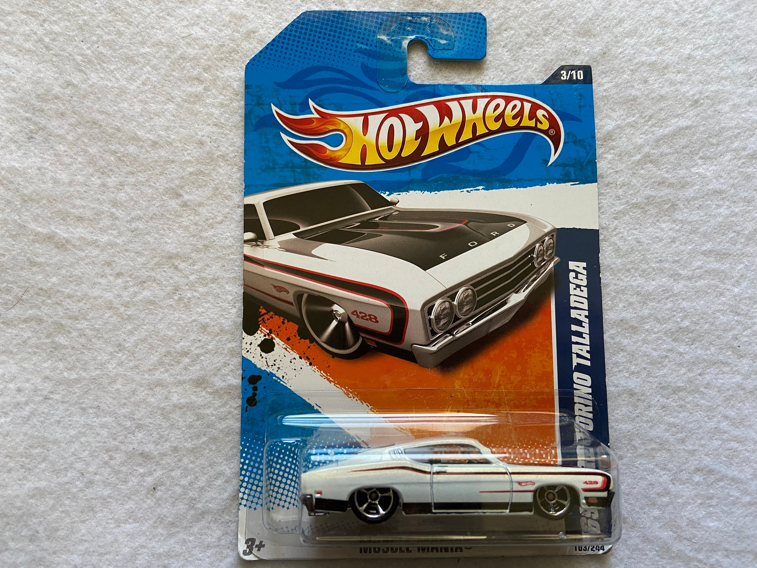 69 Ford Torino Talladega Muscle Mania Hot Wheels *combined