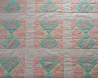 Quilt for Baby (or toddler) Girl