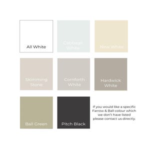 Pode incluir: Uma carta de cores que mostra 10 cores de tinta diferentes da Farrow & Ball. As cores s&atilde;o: All White, Cabbage White, New White, Skimming Stone, Cornforth White, Hardwick White, Ball Green e Pitch Black. A carta tamb&eacute;m inclui o texto: "Se voc&ecirc; gostaria de uma cor espec&iacute;fica da Farrow & Ball que n&atilde;o est&aacute; listada, entre em contato conosco diretamente."