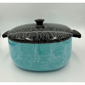 Classic Aqua and Black Serendipity Enamelware Pot