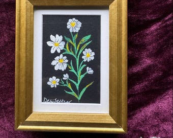 Floral Gouache Painting: Miniature Daisy Art in Gold Frame