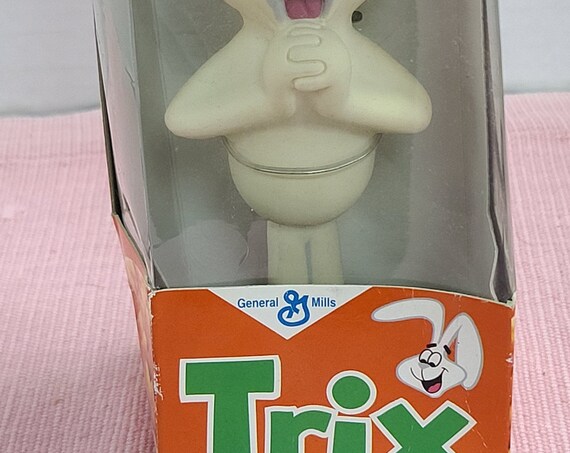 Trix Rabbit Wacky Wobbler MIP