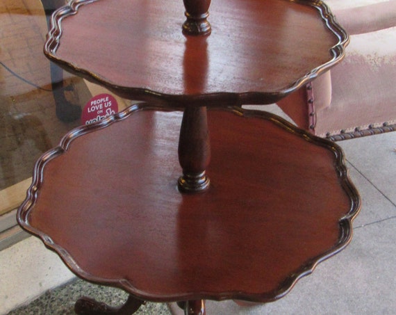 Mahogany three tiered piecrust table