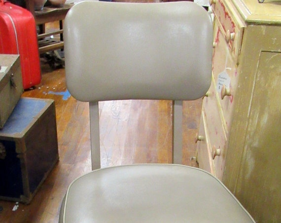 Tanker desk chair industrial beige