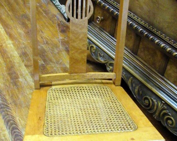 Ladies Sewing rocker birds-eye maple