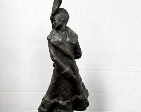 Bronze sculpture Vhtorio Guttner "Woman in Winter Coat"