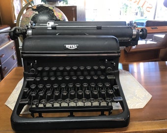 Royal Roy79104p Typewriter User Manual