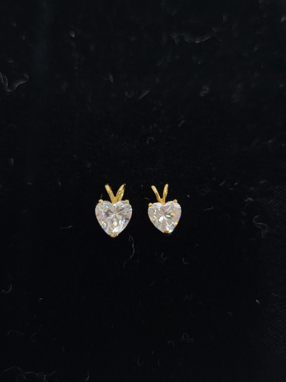 NOS Zirconia 14K Gold Pendant