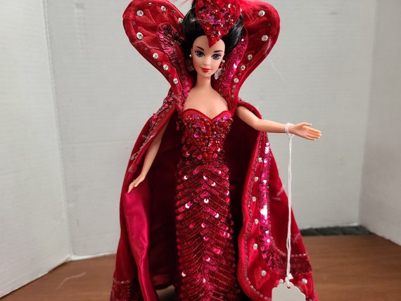 Bob Mackie Barbie, Queen of hearts, 1994 in original outfit.