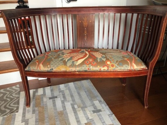 Mahogany Windsor slat back settee