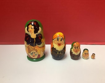 Muñecas rusas de Blancanieves