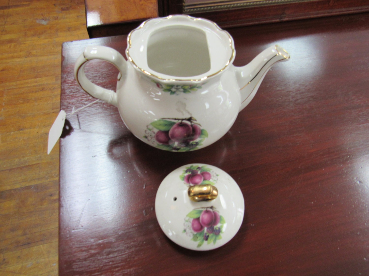 Sadler teapot made in England