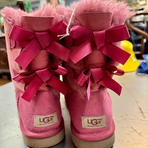 Pink Bailey Bow Uggs 