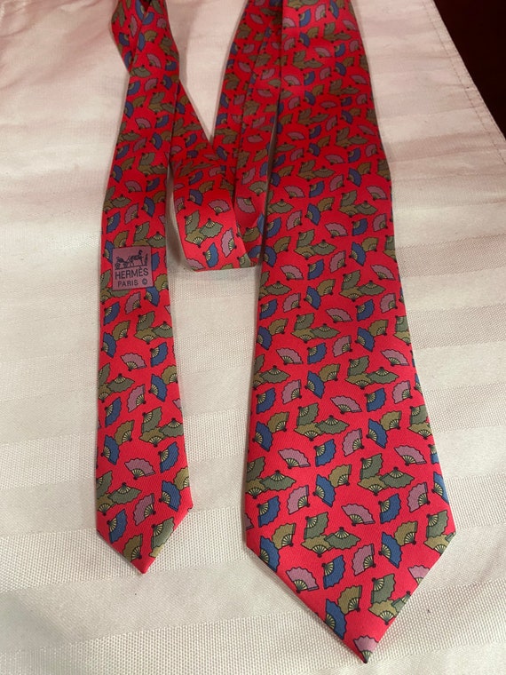 Hermes Japanese Fans Print Silk Tie Pattern 7237 MA Twill Necktie.