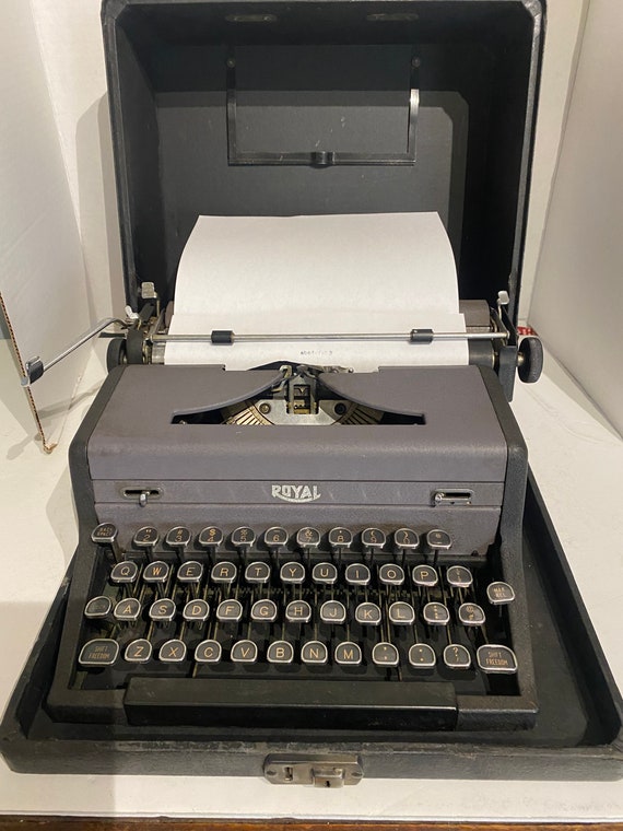 Royal "Arrow" model portable typewriter with case