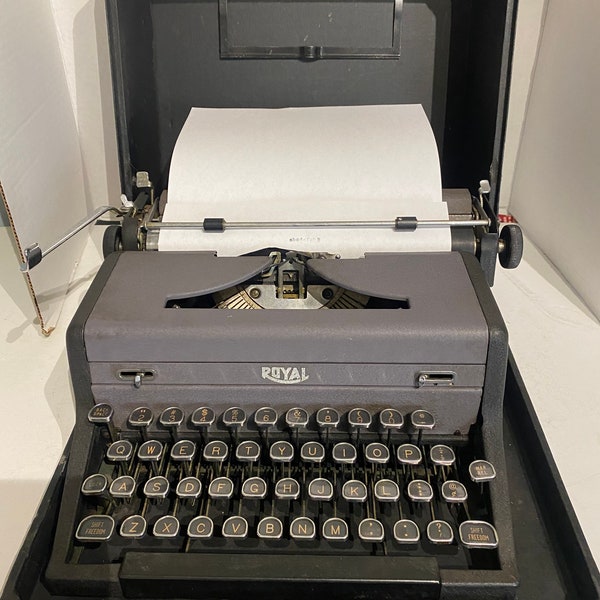 Royal "Arrow" model portable typewriter with case