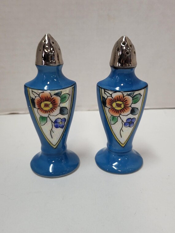 Lusterware Salt & Pepper Shakers