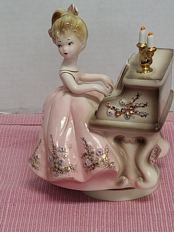Josef original "Tammy"music box