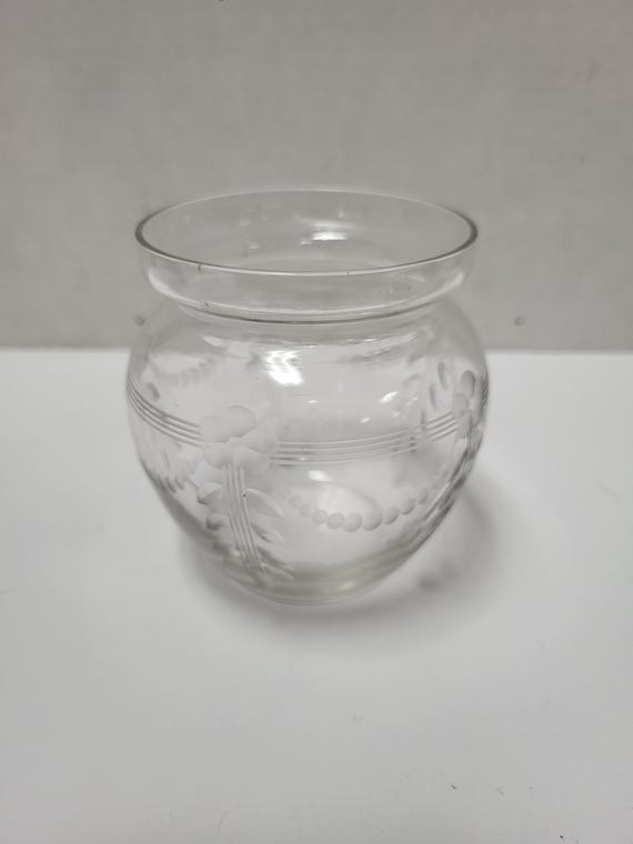 Engraved Maganese Oxide Vase