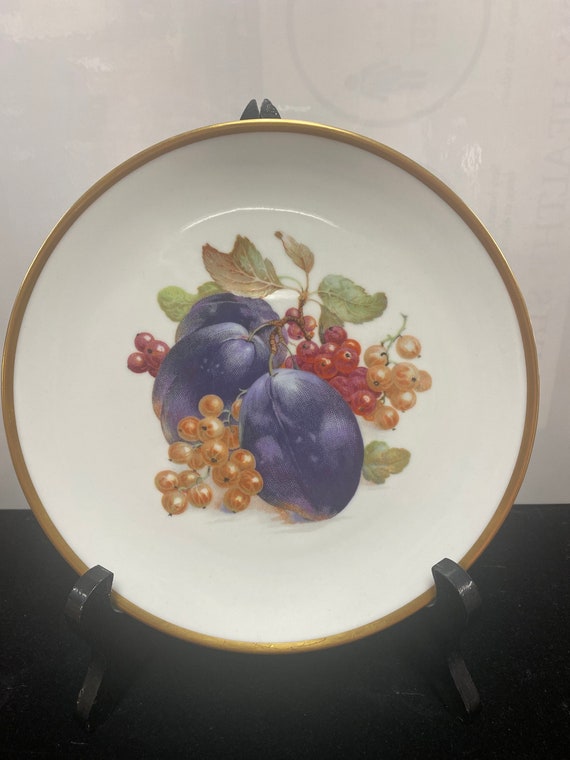 Fruit Plate plum and grapes Schumann Arzberg