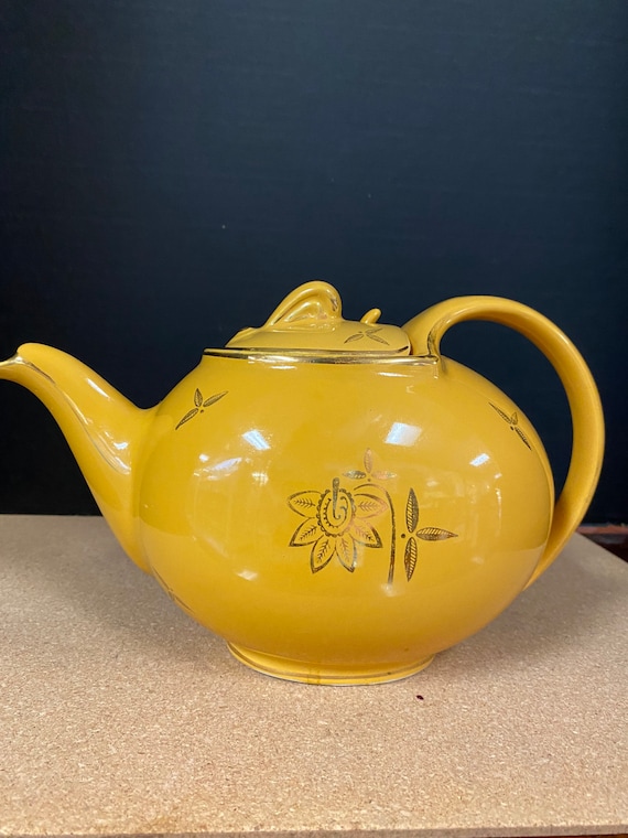 Hall Yellow Teapot