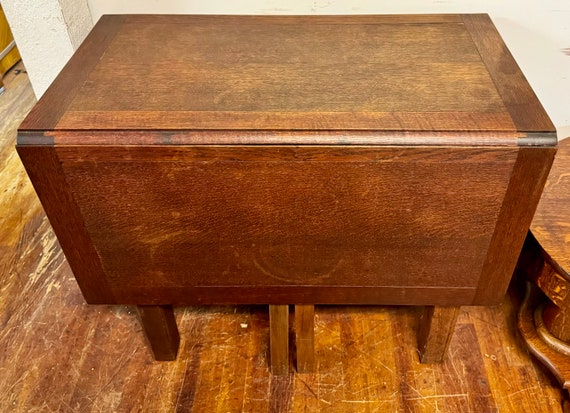 TigerOak drop leaf table