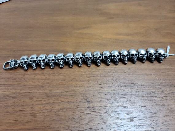 Skull bracelet