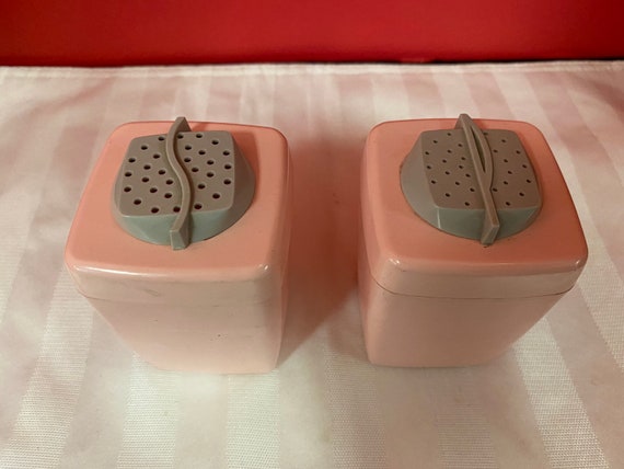 Pink Plastic Salt and Pepper Set