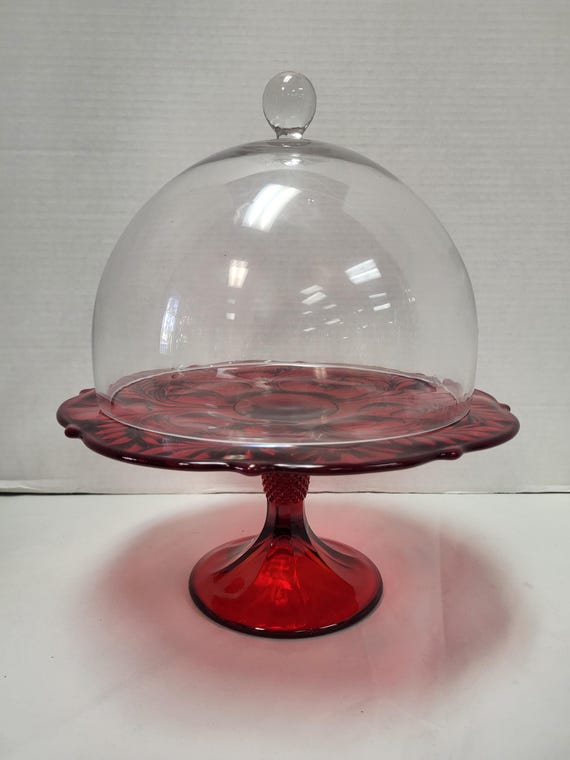Red Cake Stand