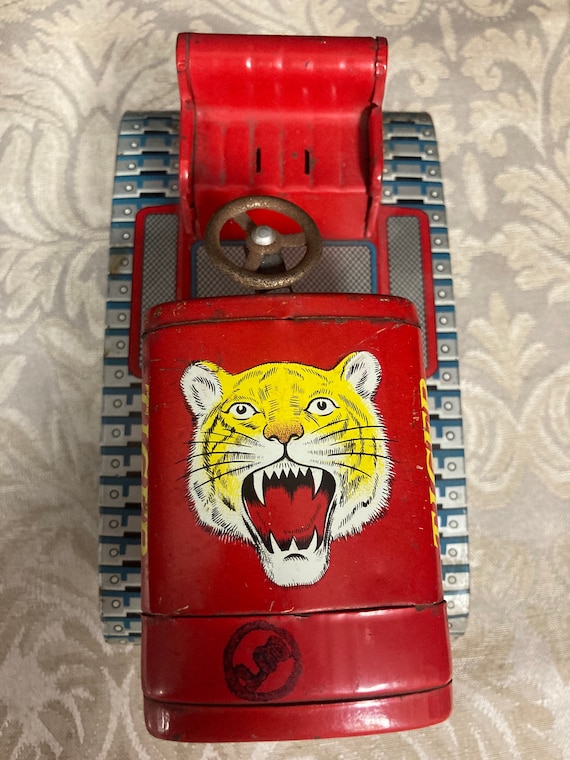 Tiger Tractor