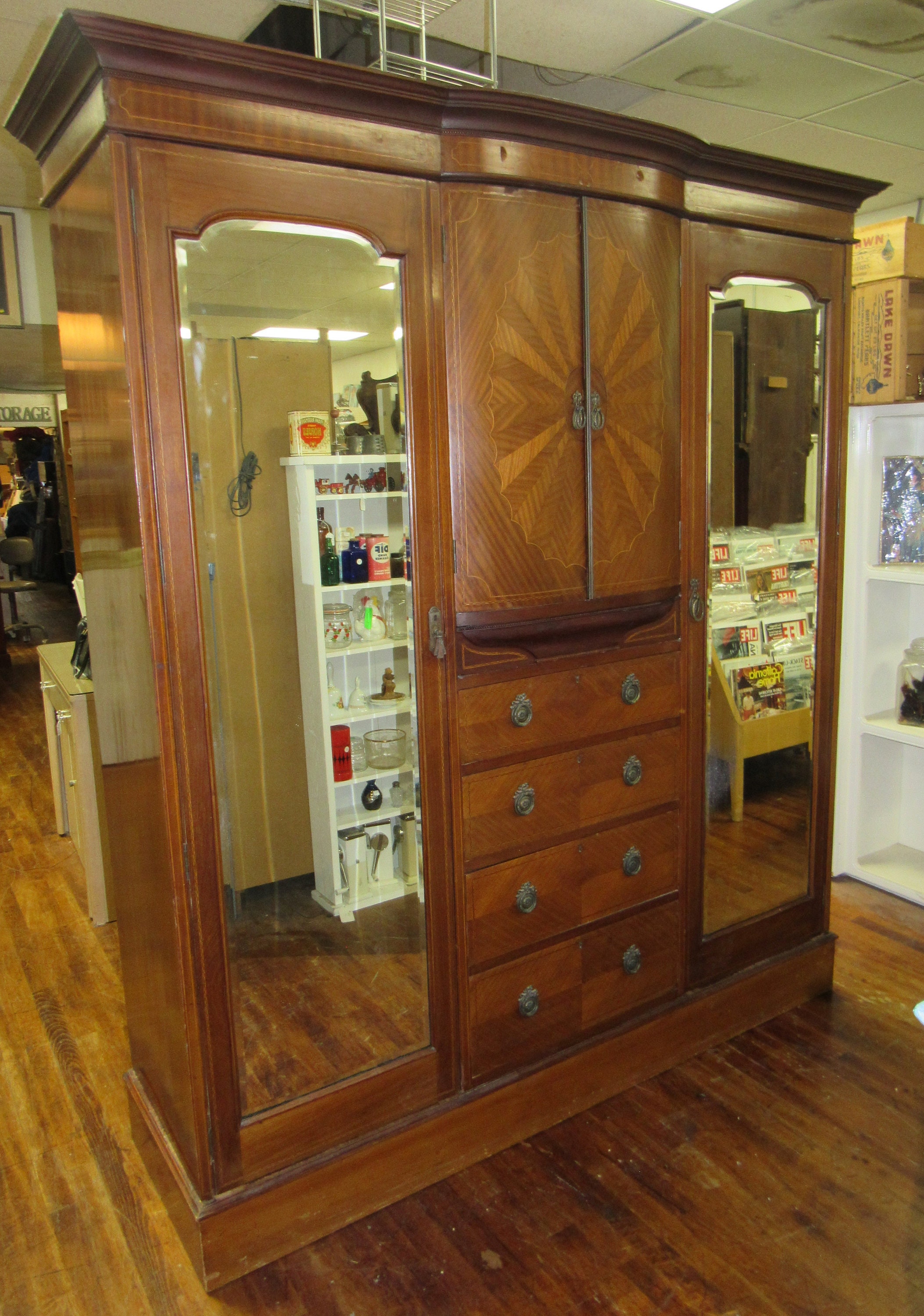 gallery photo
