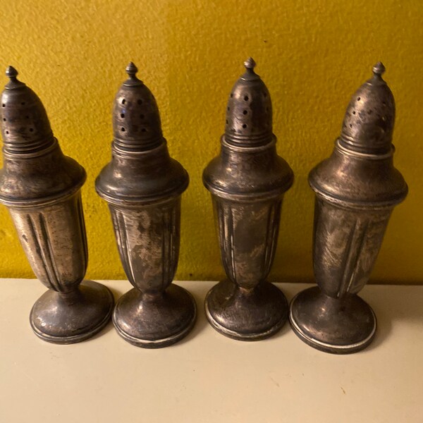 Quaker Silver Co Salt and Pepper Shakers Etsy