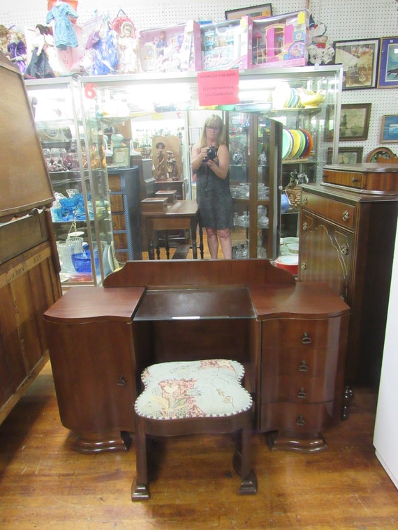 Art Deco Vanity, mirror and stool