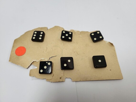 Plastic Dice Buttons