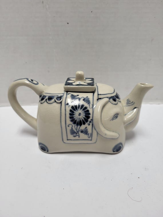 Ceramic Elephant Teapot