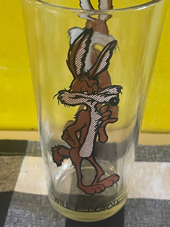 WILE E. COYOTE Pepsi glass