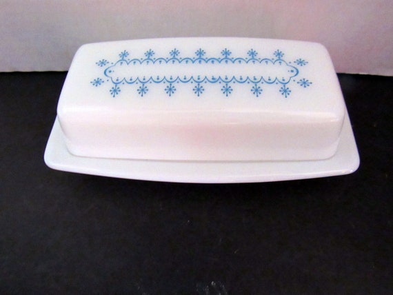 Pyrex butter dish Snowflake Gardland