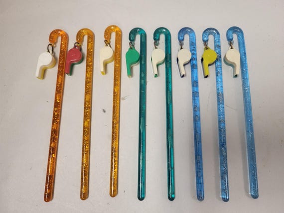 8 Stirrers with Whistles