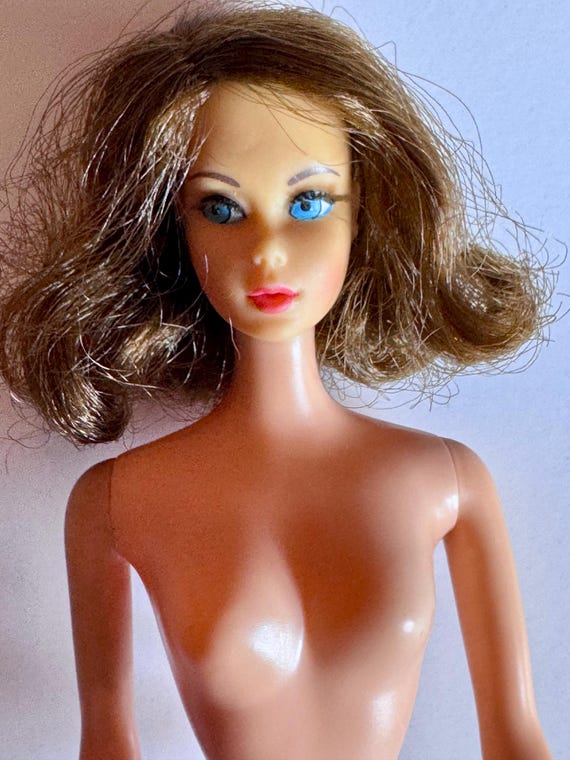 Barbie Twist 'N Turn Flip Hair